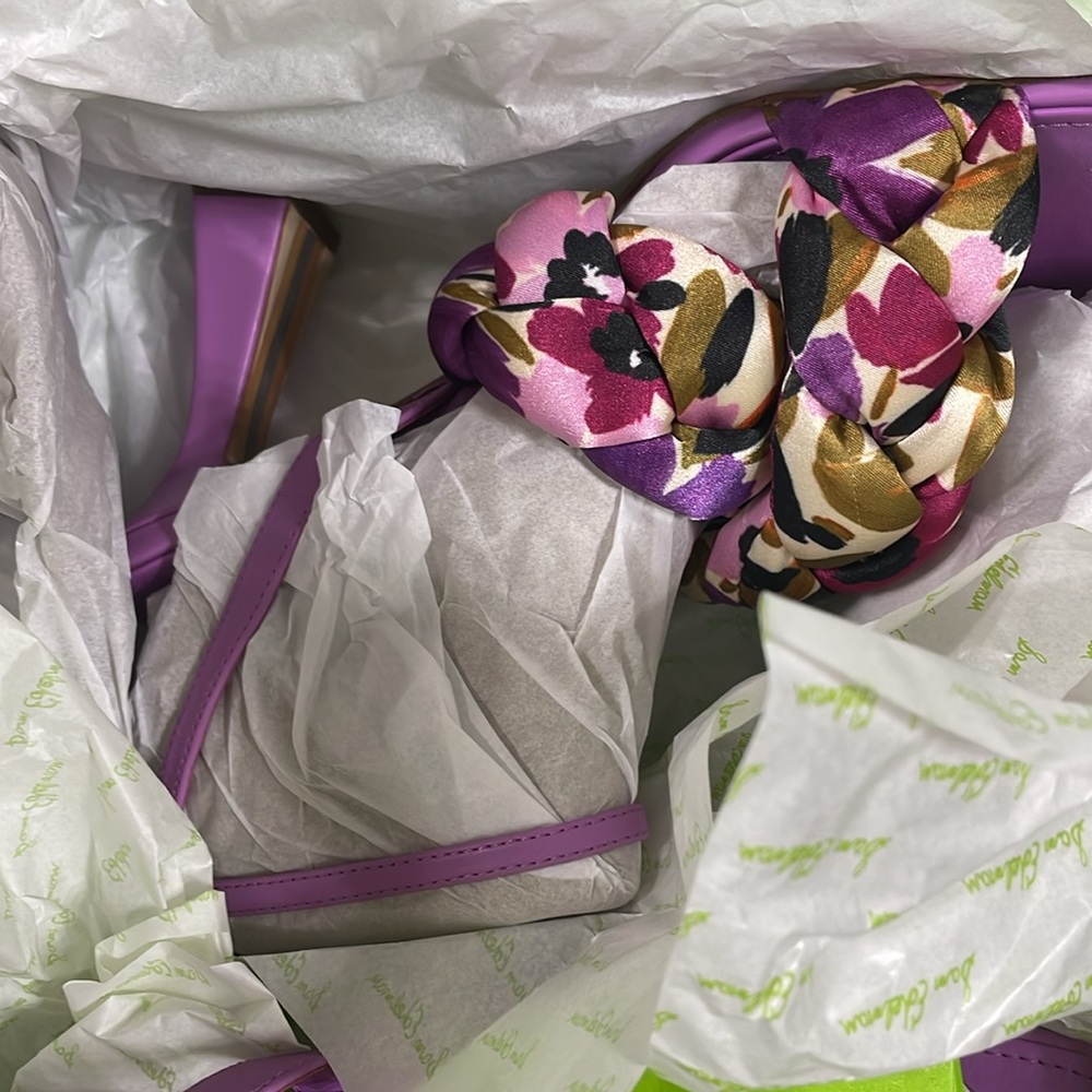 Sam Edelman Brand New in Box Courtney Heels - Picture 3 of 6